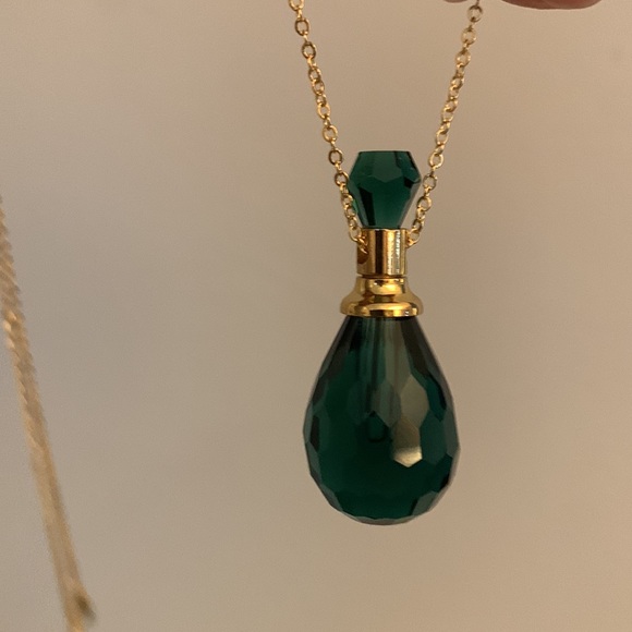 Perfume holder necklace - Picture 5 of 6